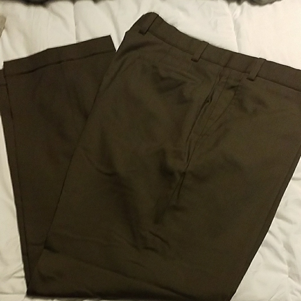 Betenly Taupe Phoenix pants 37" x 30"